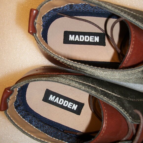 MADDEN 11.5 Mens Brown Fabric Trimmed Chukka Boots NWOT \